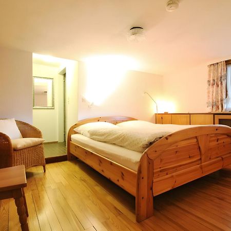 Room In Guest Room - Double Room Apple Blossom Schuttertal Luaran gambar